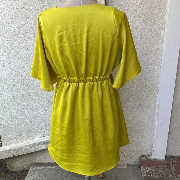 House of Harlow 1960 Nicole Richie’s high end line named after her daughter. - Picture 7 of 15